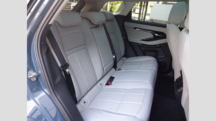 2023 認定中古車 Land Rover Range Rover Evoque トライベッカブルー D200マイルドハイブリッド（ディーゼル） スタンダードホイールベース S