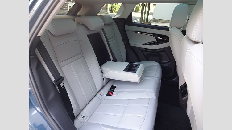 2023 認定中古車 Land Rover Range Rover Evoque トライベッカブルー D200マイルドハイブリッド（ディーゼル） スタンダードホイールベース S