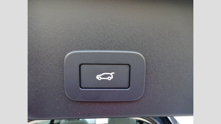 2023 認定中古車 Land Rover Range Rover Evoque トライベッカブルー D200マイルドハイブリッド（ディーゼル） スタンダードホイールベース S