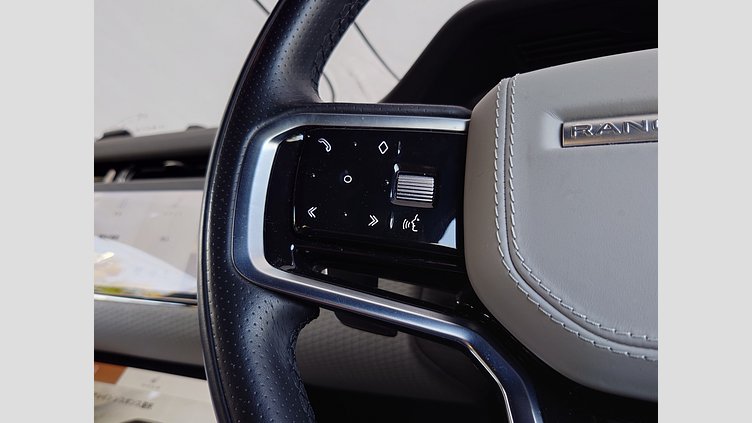 2023 認定中古車 Land Rover Range Rover Evoque ポルトフィーノブルー D200 AWD（オートマチック）MHEV R-DYNAMIC S