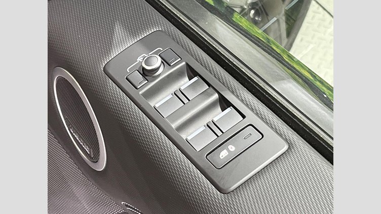 2022 認定中古車 Land Rover Discovery Santorini Black 3.0 litre i6D​ Ｒ－ダイナミック ＨＳＥ Ｄ３００