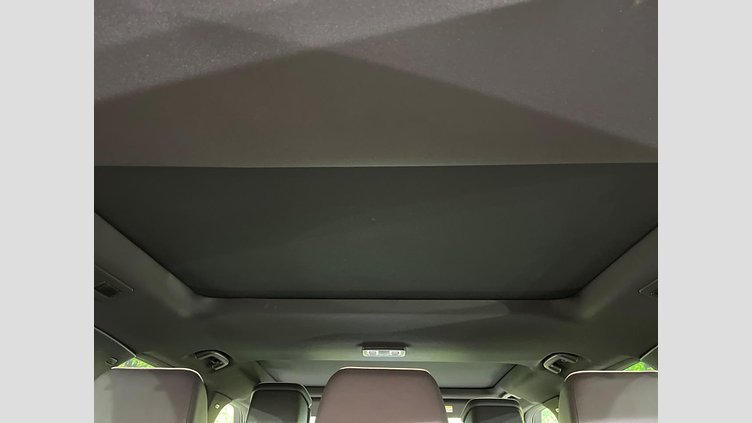 2022 認定中古車 Land Rover Discovery Santorini Black 3.0 litre i6D​ Ｒ－ダイナミック ＨＳＥ Ｄ３００