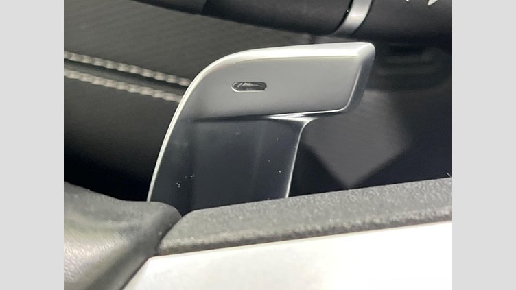 2022 認定中古車 Land Rover Discovery Santorini Black 3.0 litre i6D​ Ｒ－ダイナミック ＨＳＥ Ｄ３００