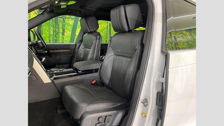 2018 認定中古車 Land Rover Discovery Fuji White 3.0 V6 Dsl Mono Turbo Std Flow HSE