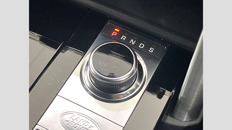 2018 認定中古車 Land Rover Discovery Fuji White 3.0 V6 Dsl Mono Turbo Std Flow HSE