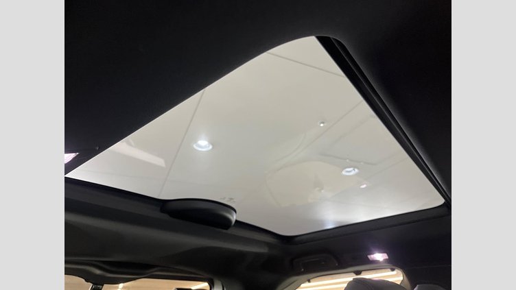 2018 認定中古車 Land Rover Discovery Fuji White 3.0 V6 Dsl Mono Turbo Std Flow HSE