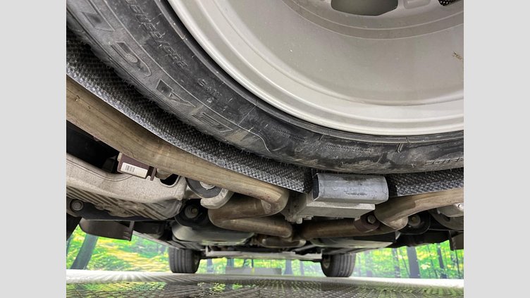 2018 認定中古車 Land Rover Discovery Fuji White 3.0 V6 Dsl Mono Turbo Std Flow HSE