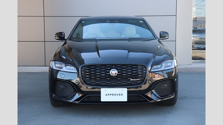 2022 認定中古車 Jaguar XF サントリーニブラック P250 RWD （オートマチック） SALOON R-DYNAMIC SE