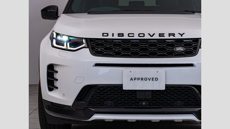 2024 認定中古車 Land Rover Discovery Sport オストゥーニパールホワイト D200マイルドハイブリッド（ディーゼル） DYNAMIC SE　D200　７人乗り