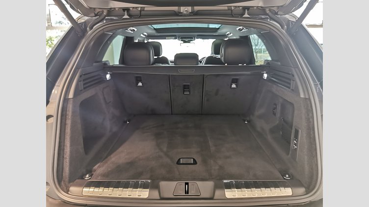 2024 認定中古車 Land Rover Range Rover Sport ヴァレジネブルー P550eプラグインハイブリッド（ガソリン） スタンダードホイールベース Dynamic SE