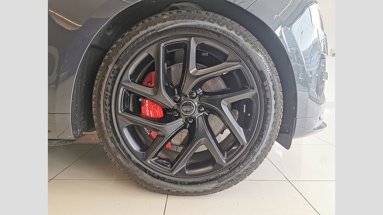 2024 認定中古車 Land Rover Range Rover Sport ヴァレジネブルー P550eプラグインハイブリッド（ガソリン） スタンダードホイールベース Dynamic SE