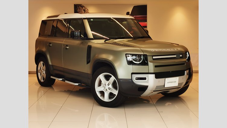 2020 認定中古車 Land Rover Defender 110 Pangea Green 2.0 litre i4P Petrol SE　P300