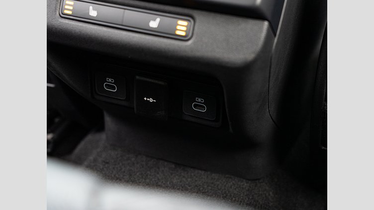 2024 認定中古車 Land Rover Range Rover Evoque フジホワイト D200マイルドハイブリッド（ディーゼル） S　D200