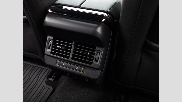 2024 認定中古車 Land Rover Range Rover Evoque フジホワイト D200マイルドハイブリッド（ディーゼル） S　D200