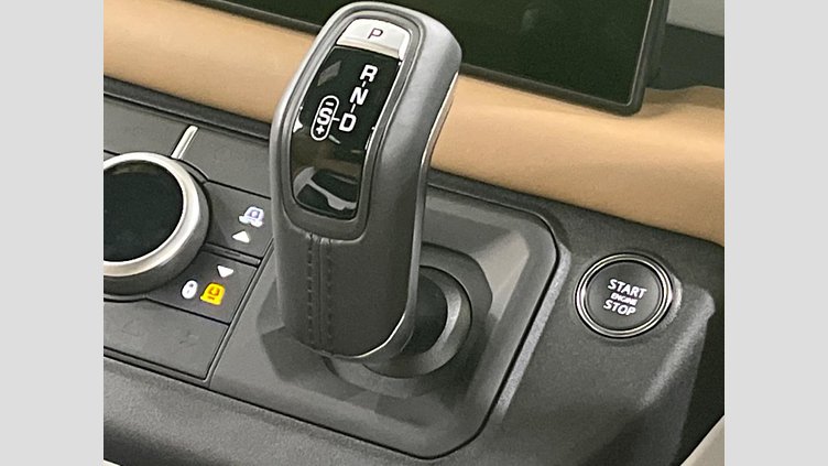 2024 認定中古車 Land Rover Defender 90 ゴンドワナストーン D350 ディーゼルマイルドハイブリッド X-Dynamic HSE