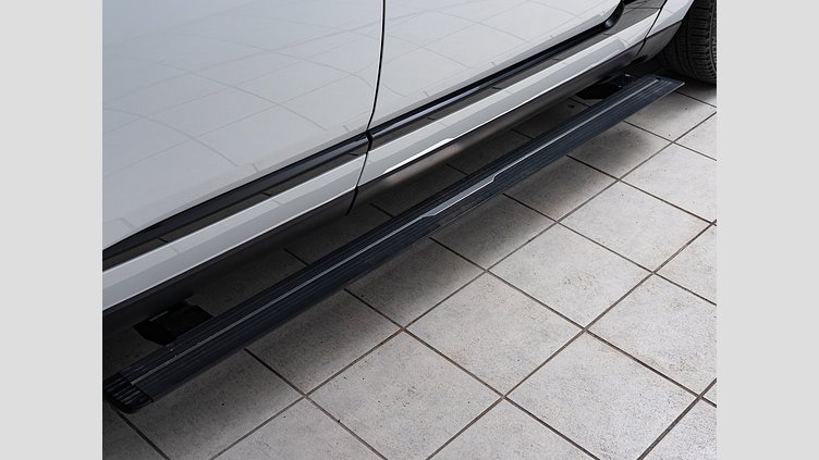 2021 認定中古車 Land Rover Range Rover フジホワイト 3.0リッターV6 258PS ディーゼル WESTMINSTER BLACK