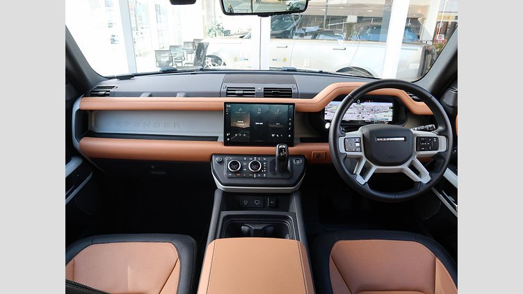 2024 認定中古車 Land Rover Defender 90 カルパチアングレイ ３Lディーゼルエンジン Ｘ－ダイナミックＨＳＥ Ｄ３５０ エアサスペンション装着車