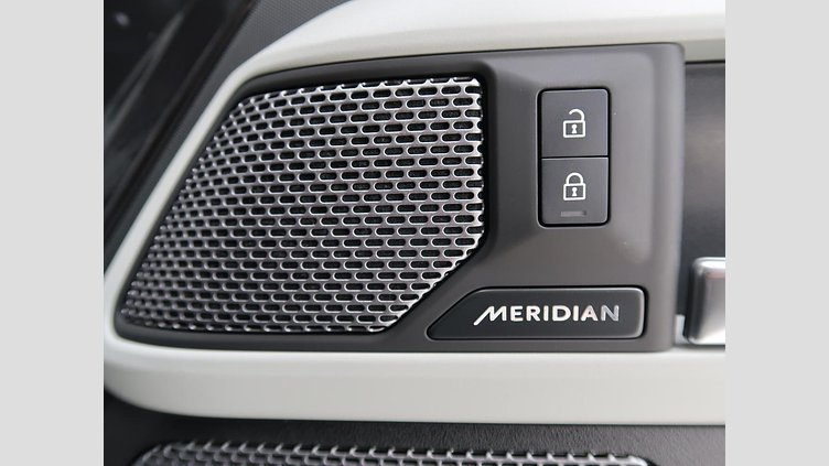 2024 認定中古車 Land Rover Defender 90 カルパチアングレイ ３Lディーゼルエンジン Ｘ－ダイナミックＨＳＥ Ｄ３５０ エアサスペンション装着車