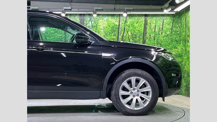 2016 認定中古車 Land Rover Discovery Sport Santorini Black 2.0 litre Si4 Petrol SE