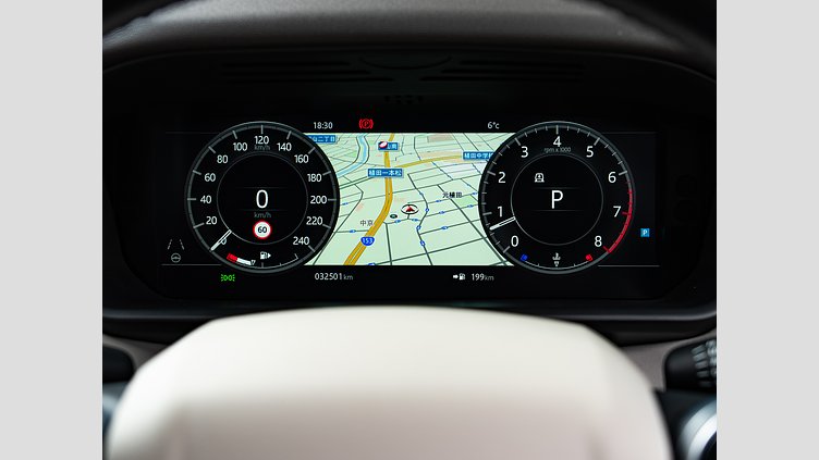 2018 認定中古車 Land Rover Discovery Corris Grey 3.0 litre V6 Supercharged Petrol HSE 5人乗り