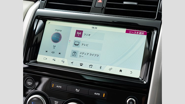 2018 認定中古車 Land Rover Discovery Corris Grey 3.0 litre V6 Supercharged Petrol HSE 5人乗り