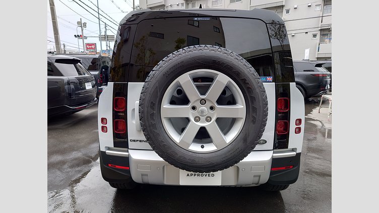 2023 認定中古車 Land Rover Defender 110 ユーロンホワイト D300 AWD（AT） S