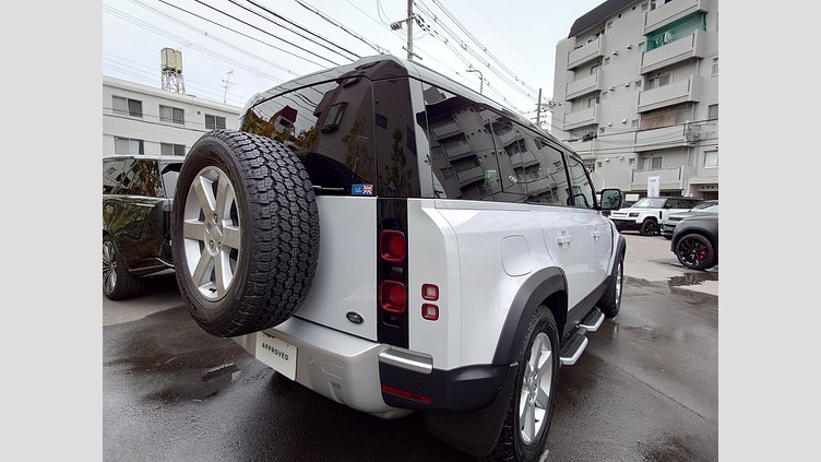2023 認定中古車 Land Rover Defender 110 ユーロンホワイト D300 AWD（AT） S