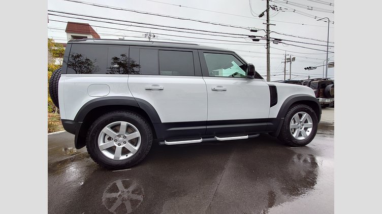 2023 認定中古車 Land Rover Defender 110 ユーロンホワイト D300 AWD（AT） S