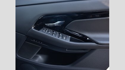 Range Rover Evoque 24