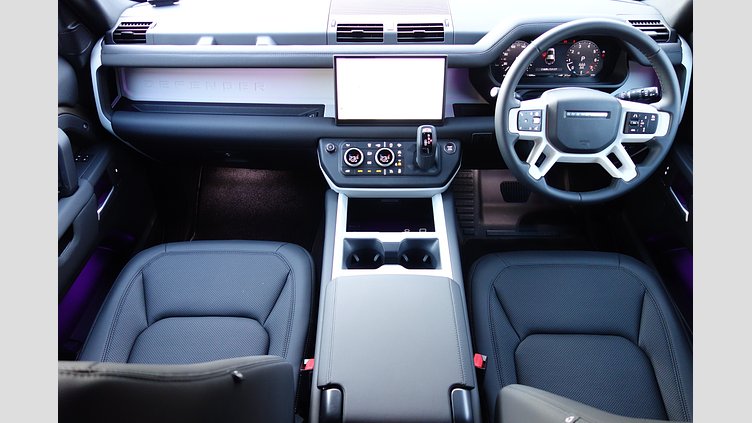 2025 認定中古車 Land Rover Defender 110 ゴンドワナストーン P300 ガソリン X-Dynamic SE