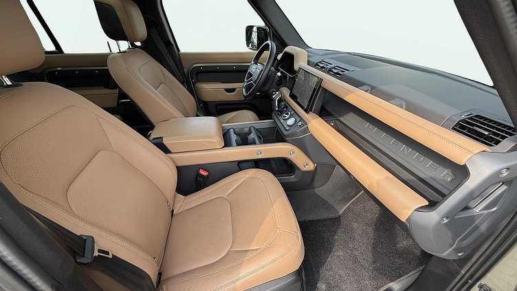 2025 Approved Land Rover Defender 110 Pangea Green 3.0 literes soros 6 hengeres dízel, összkerékhajtás, automata váltó X-Dynamic HSE