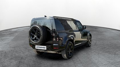2026 Approved  Defender 110 Santorini Black D200 mild hybrid dízelmotor X-Dynamic SE Kép 14