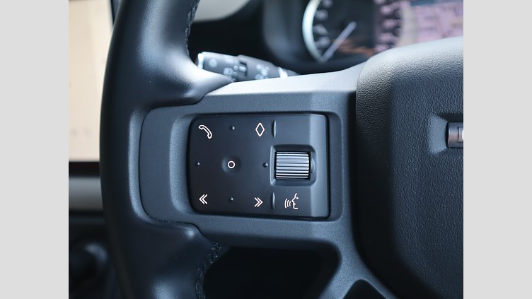 2022 認定中古車 Land Rover Defender 110 ゴンドワナストーン D300 AWD（AT） X-DYNAMIC SE