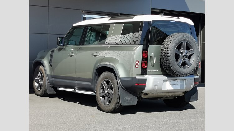 2020 認定中古車 Land Rover Defender 110 Pangea Green 2.0 litre i4P Petrol ベース