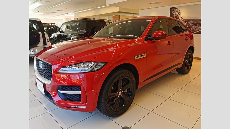 2016 認定中古車 Jaguar F-Pace Firenze Red 3.0L　Supercharged Rスポーツ