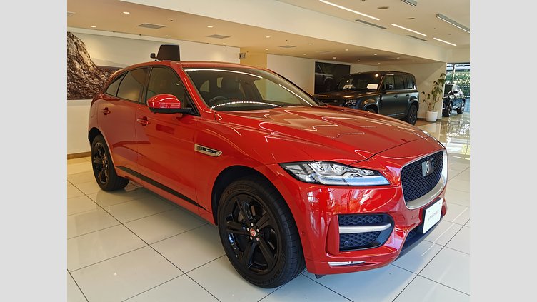 2016 認定中古車 Jaguar F-Pace Firenze Red 3.0L　Supercharged Rスポーツ