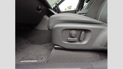 Range Rover Velar 29