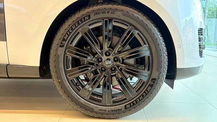 2025 新車 Land Rover Range Rover (1EJ) Ostuni Pearl White 珍珠白 P400 汽油 (輕油電混合) 標準軸距 SE