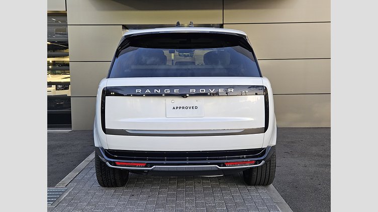 2024 認定中古車 Land Rover Range Rover オストゥーニパールホワイト（お取り扱いの有無については正規ディーラーにお問い合わせください） D300 AWD MHEV（AT） スタンダードホイールベース Autobiography