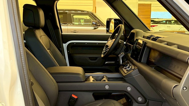 2025 新車 Land Rover Defender 110 (1AA) 富士山白 Fuji White D300  輕油電混合 X-Dynamic HSE