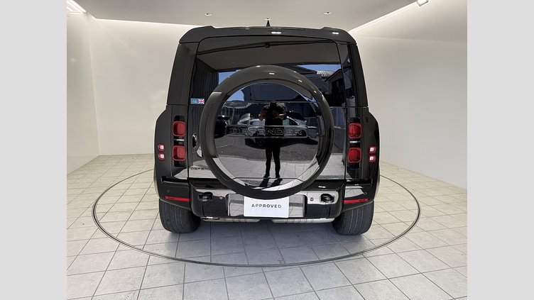 2023 認定中古車 Land Rover Defender 110 サントリーニブラック D300 AWD（AT） X-DYNAMIC HSE D300 エアサスペンション