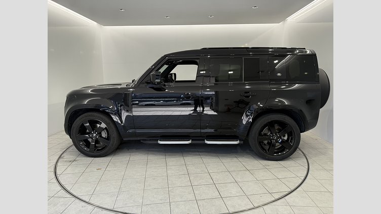 2023 認定中古車 Land Rover Defender 110 サントリーニブラック D300 AWD（AT） X-DYNAMIC HSE D300 エアサスペンション