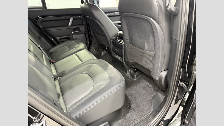 2023 認定中古車 Land Rover Defender 110 サントリーニブラック D300 AWD（AT） X-DYNAMIC HSE D300 エアサスペンション