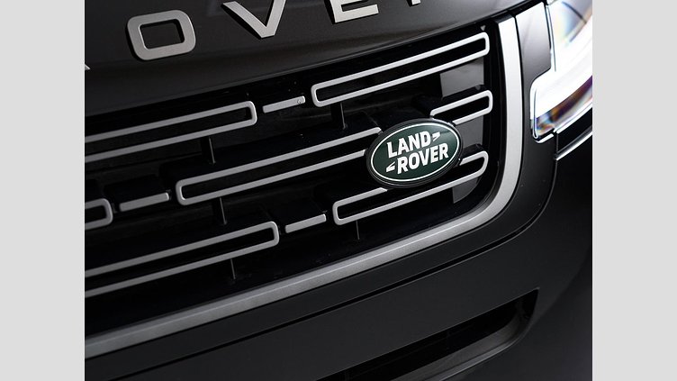 2024 認定中古車 Land Rover Range Rover Evoque サントリーニブラック D200マイルドハイブリッド（ディーゼル） Standard Wheelbase S