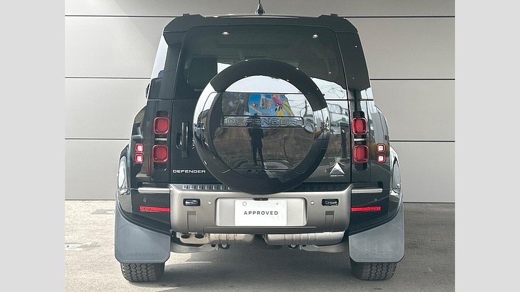 2024 認定中古車 Land Rover Defender 110 サントリーニブラック D350 ディーゼルマイルドハイブリッド X-Dynamic SE