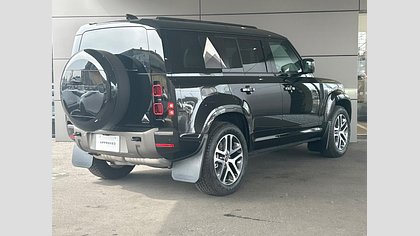 Defender 110 4