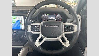 Defender 110 43