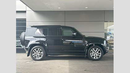 Defender 110 1