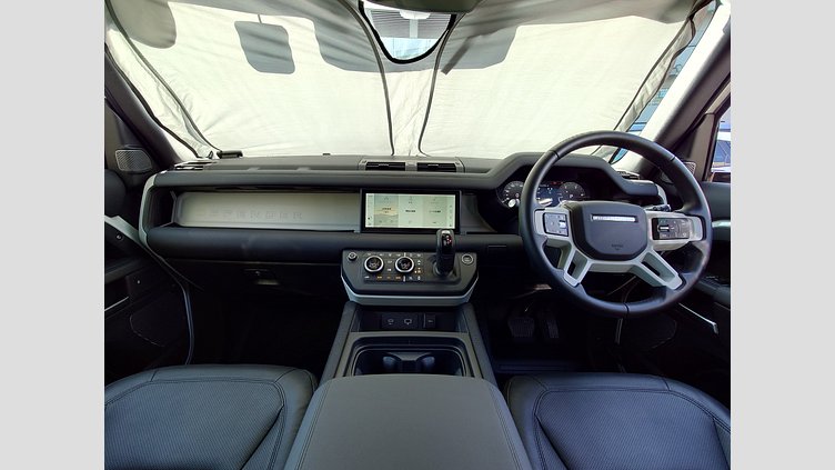 2024 認定中古車 Land Rover Defender 110 フジホワイト D300 AWD（AT） S