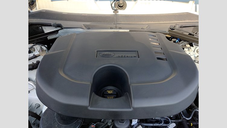 2024 認定中古車 Land Rover Defender 110 フジホワイト D300 AWD（AT） S